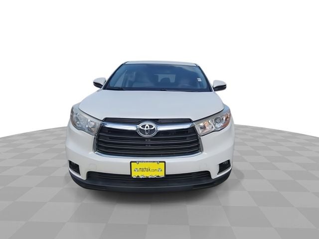 2016 Toyota Highlander LE