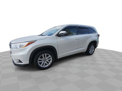 2016 Toyota Highlander LE