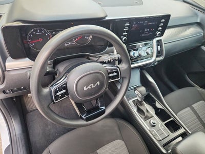 2022 Kia Sorento LX