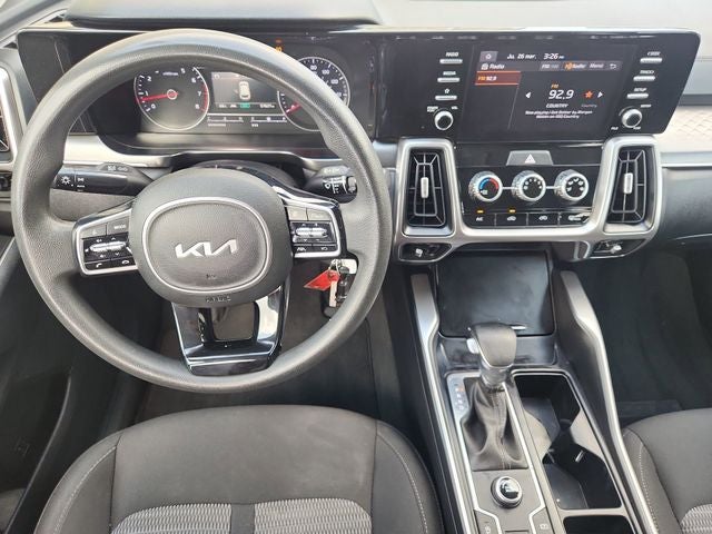 2022 Kia Sorento LX