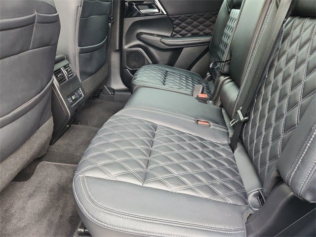 2023 Mitsubishi Outlander SEL Black Edition