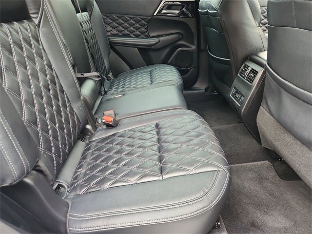 2023 Mitsubishi Outlander SEL Black Edition