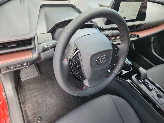 2025 Toyota Prius Plug-In Hybrid SE