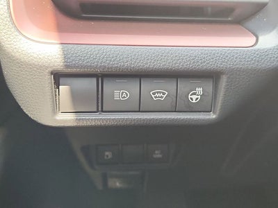 2025 Toyota Prius Plug-In Hybrid SE