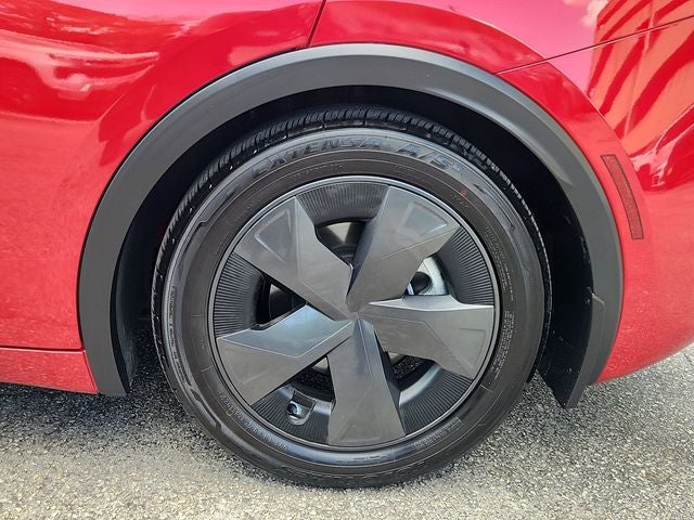 2025 Toyota Prius Plug-In Hybrid SE