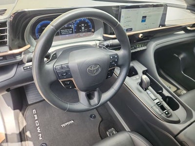 2023 Toyota Crown Platinum