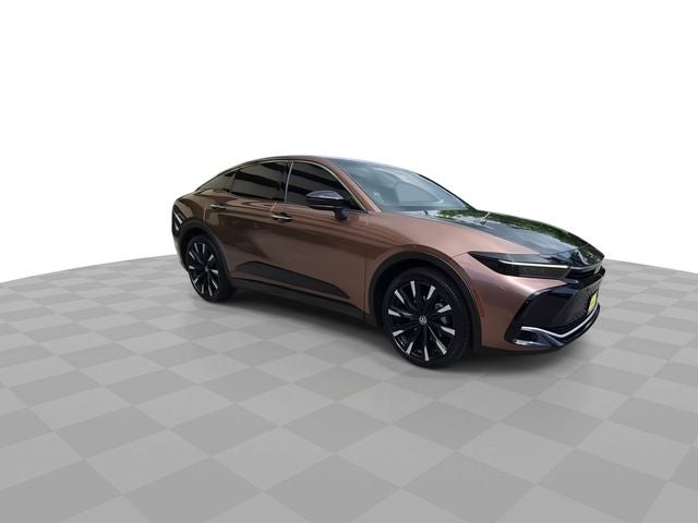 2023 Toyota Crown Platinum