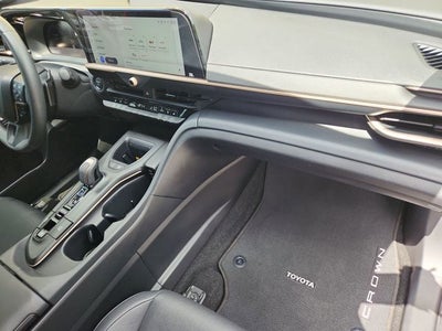 2023 Toyota Crown Platinum