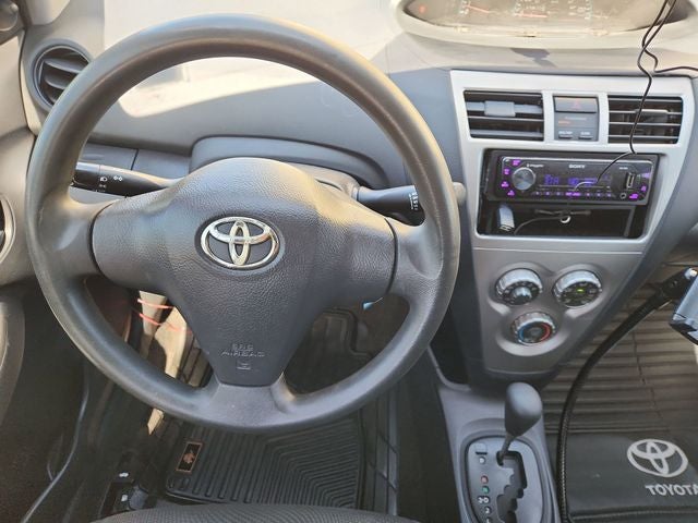 2012 Toyota Yaris Base