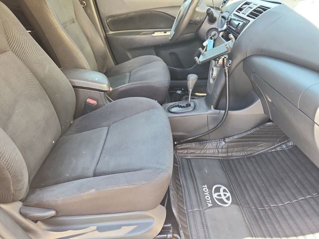 2012 Toyota Yaris Base