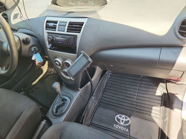 2012 Toyota Yaris Base