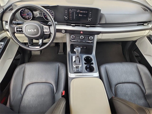 2023 Kia Carnival LX