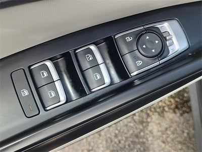 2023 Kia Carnival LX