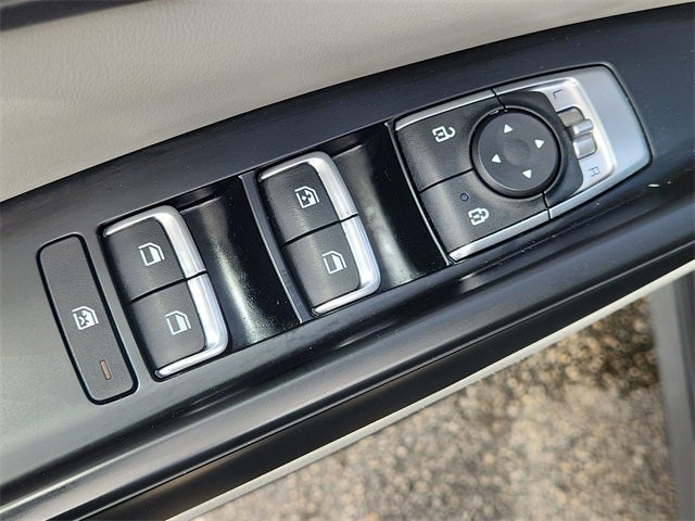 2023 Kia Carnival LX