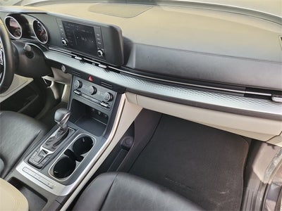 2023 Kia Carnival LX