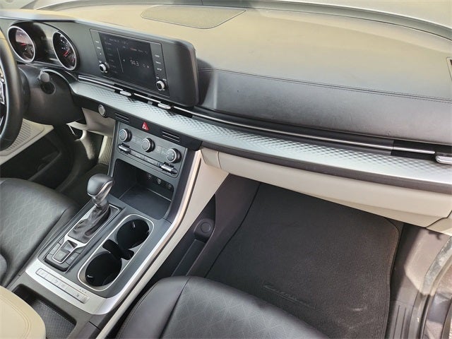 2023 Kia Carnival LX