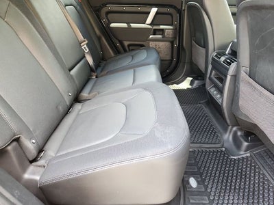 2023 Land Rover Defender 110 X-Dynamic SE