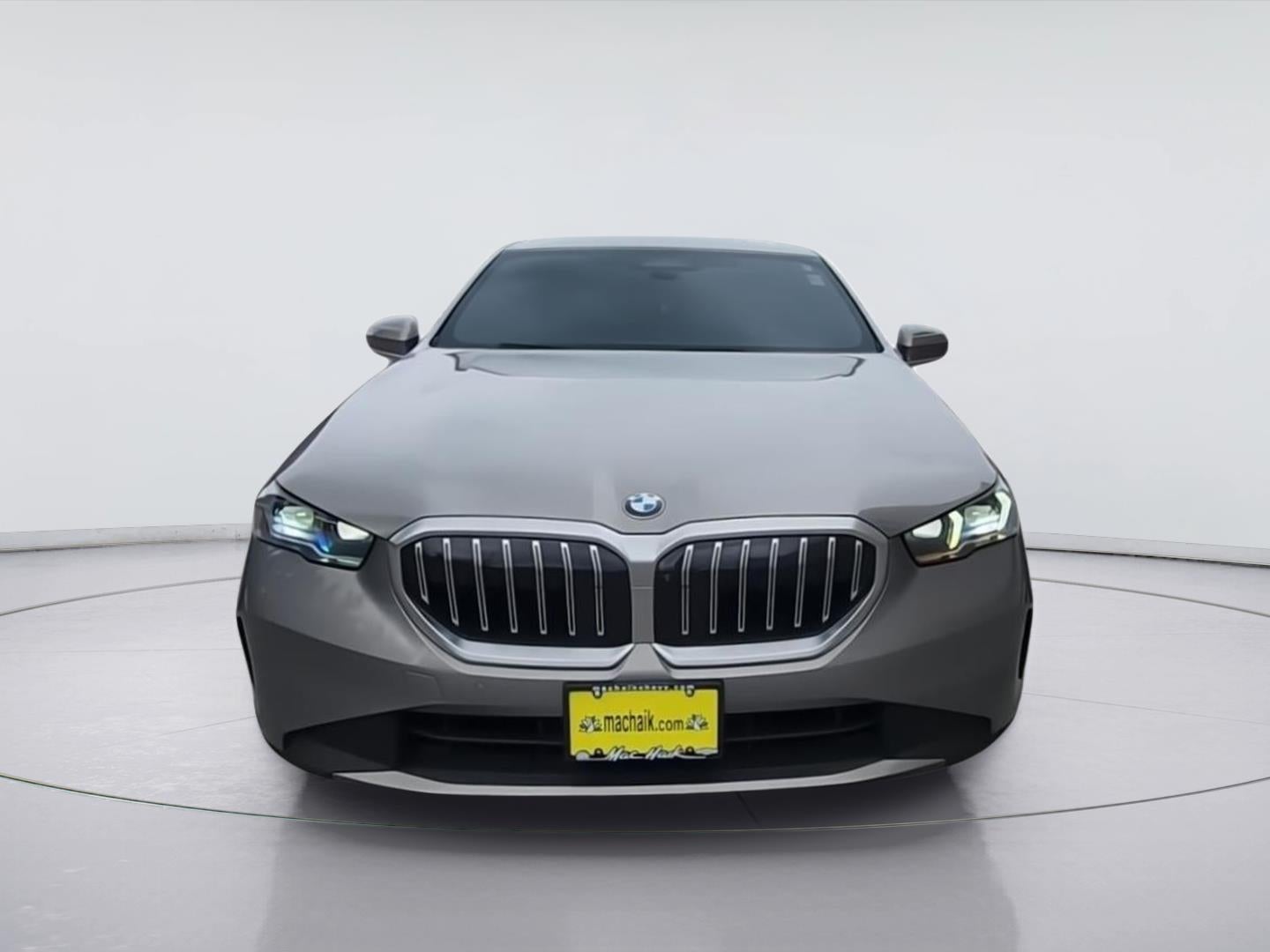2024 BMW 5 Series 530i