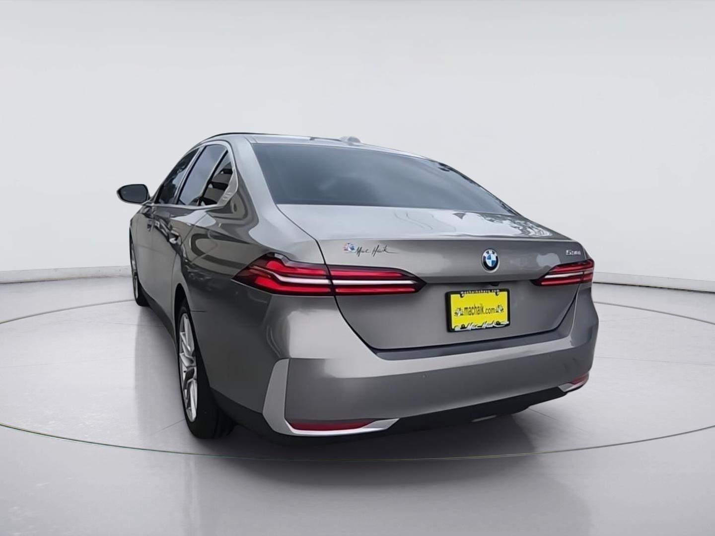 2024 BMW 5 Series 530i