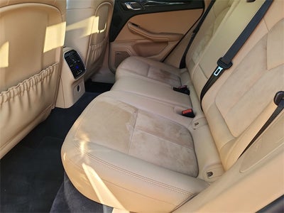 2018 Porsche Macan Base