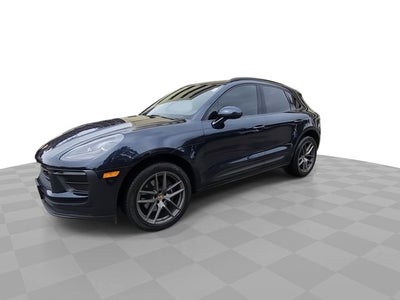 2022 Porsche Macan Base