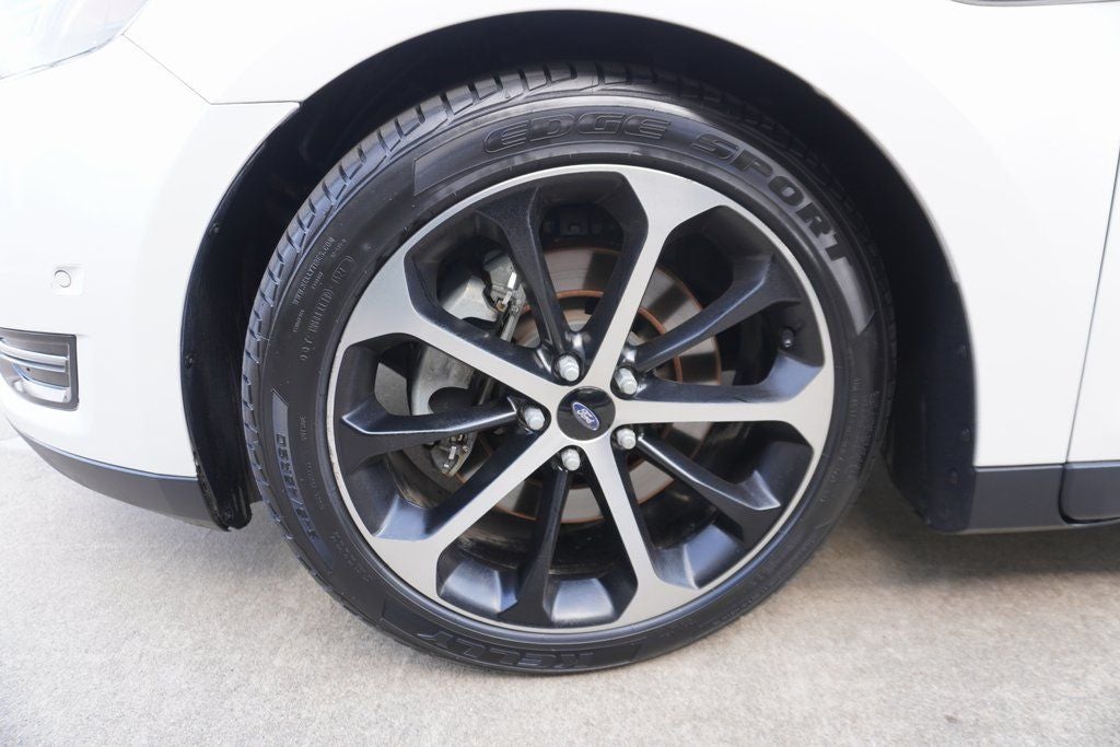 2016 Ford Taurus SHO