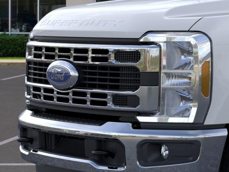 2026 Ford Super Duty F-350 SRW XLT