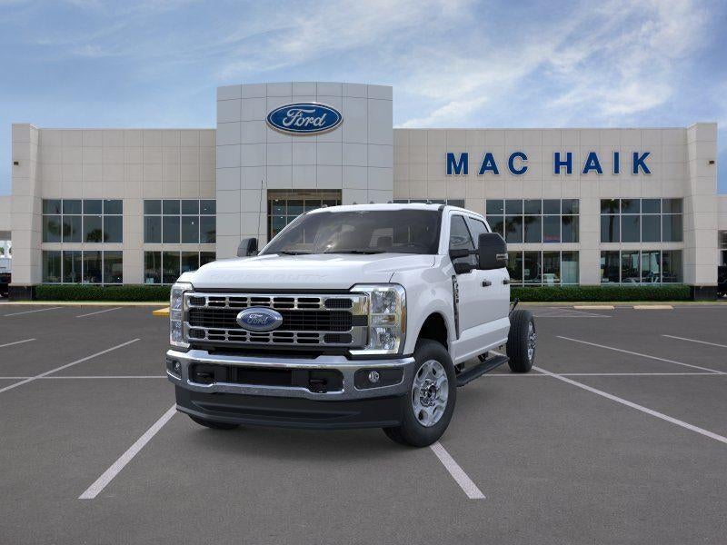 2026 Ford Super Duty F-350 SRW XLT