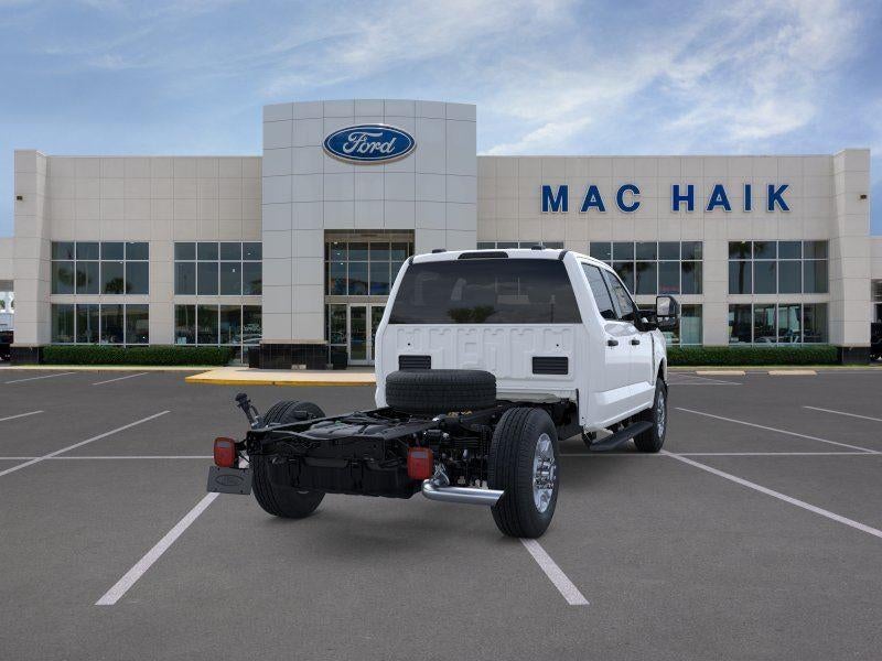 2026 Ford Super Duty F-350 SRW XLT