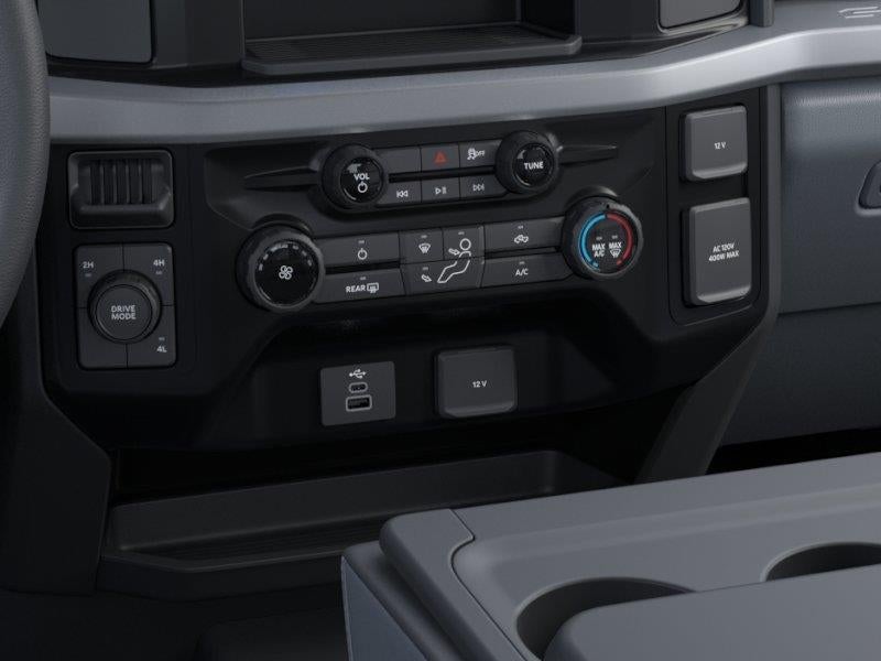 2026 Ford Super Duty F-350 DRW XL