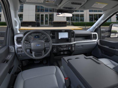 2026 Ford Super Duty F-350 DRW XL