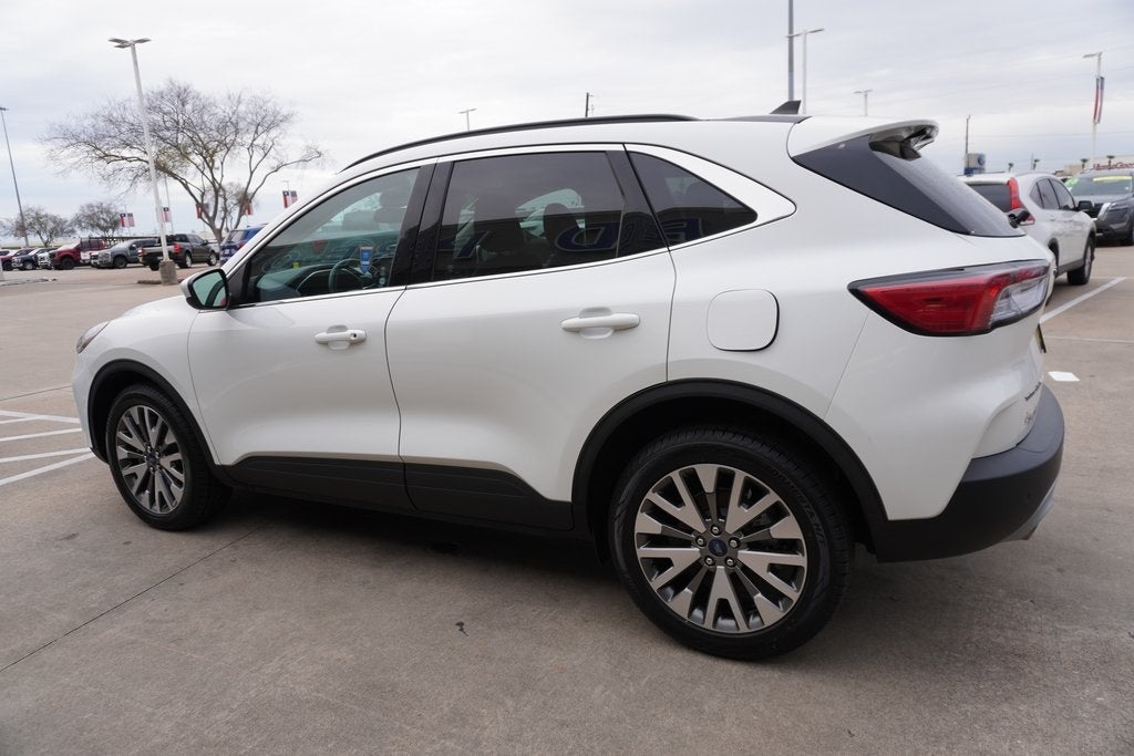 2022 Ford Escape Titanium