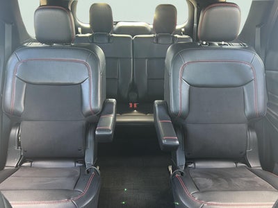 2024 Ford Explorer ST-Line