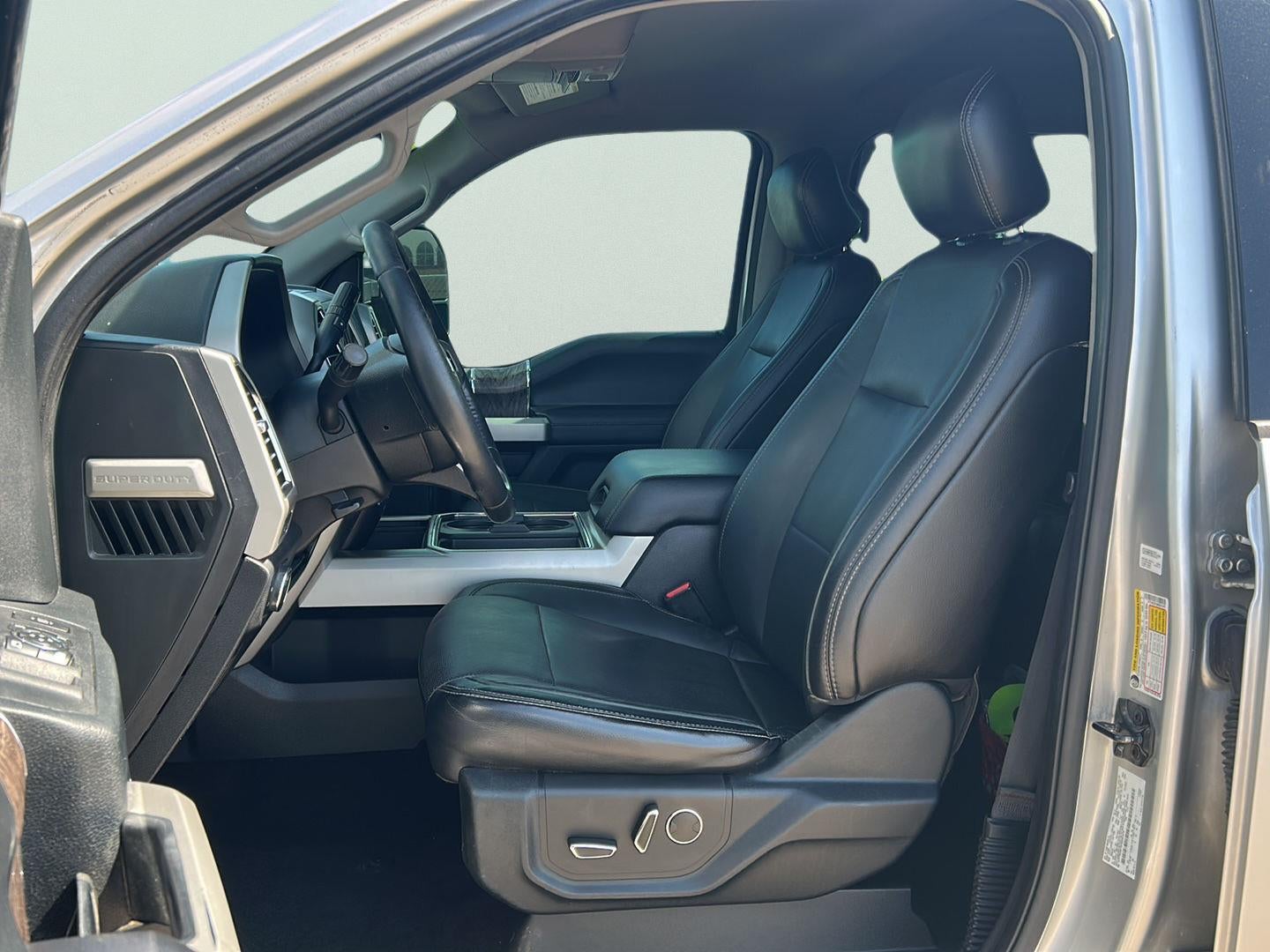 2017 Ford Super Duty F-250 Lariat