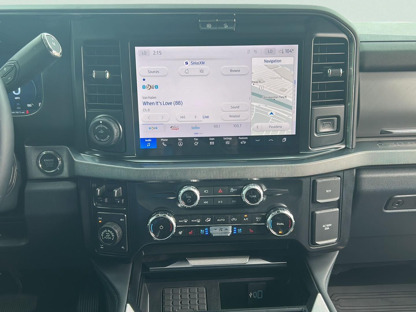 2025 Ford Super Duty F-250 Platinum