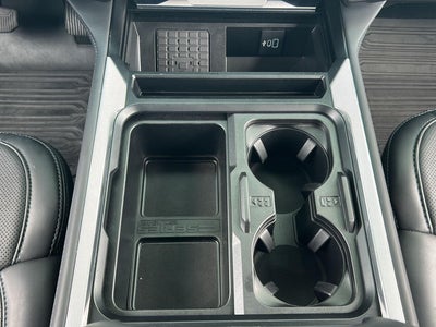 2025 Ford Super Duty F-250 Platinum