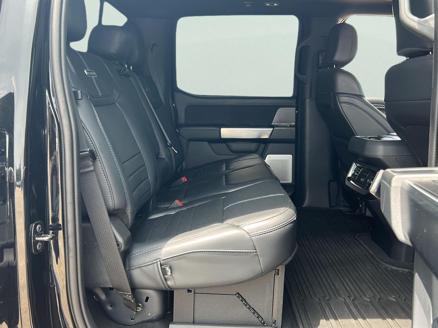 2025 Ford Super Duty F-250 Platinum