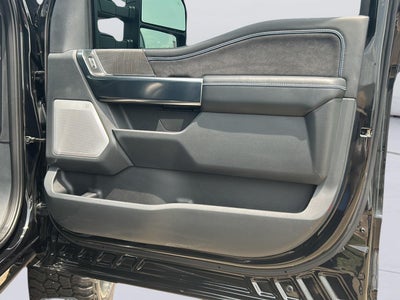 2025 Ford Super Duty F-250 Platinum