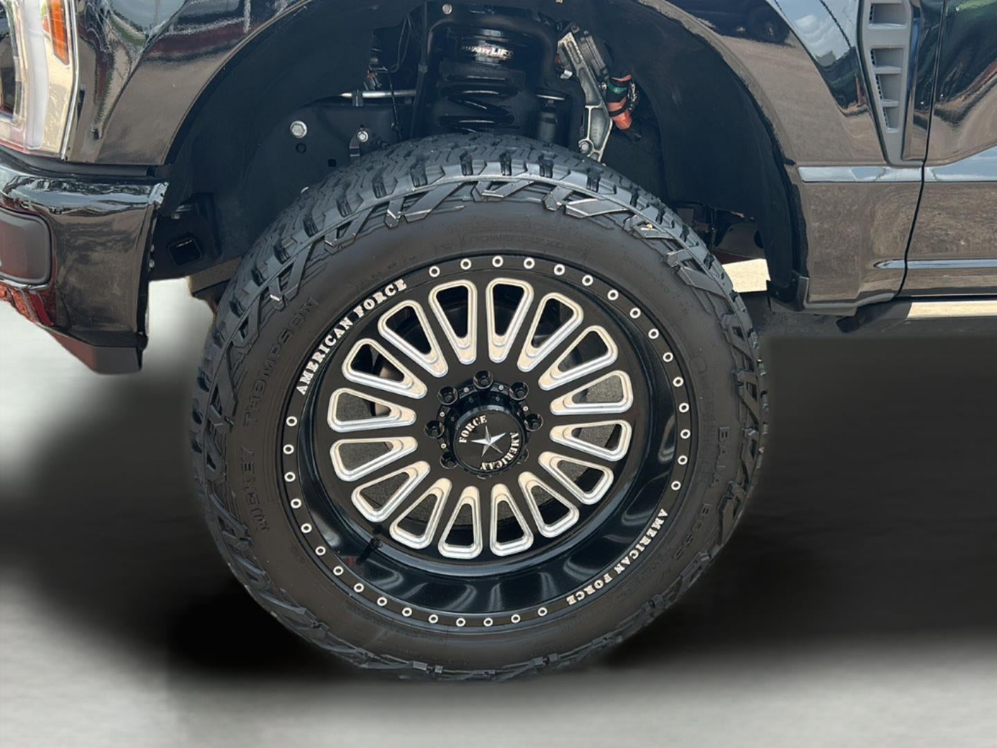 2025 Ford Super Duty F-250 Platinum