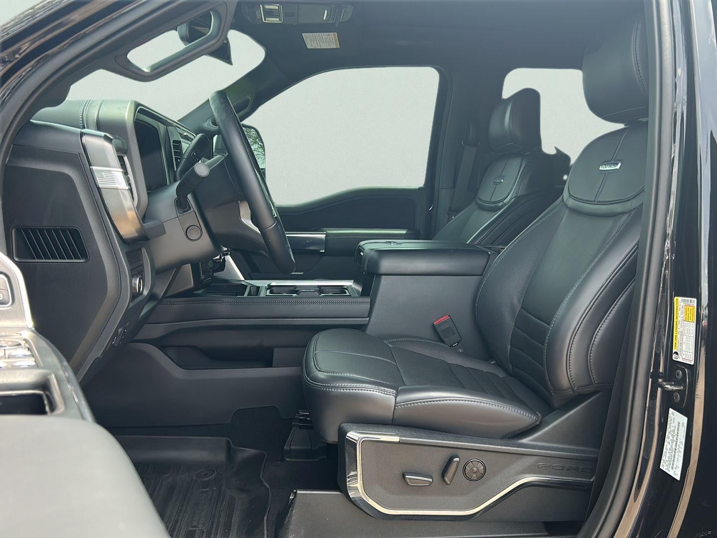 2025 Ford Super Duty F-250 Platinum