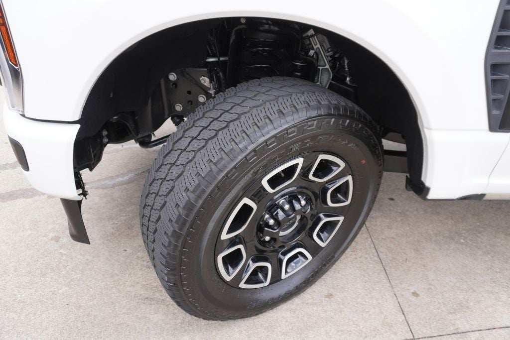 2025 Ford F-250SD Platinum