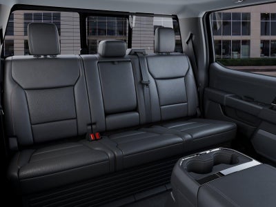 2027 Ford Super Duty F-350 DRW Lariat