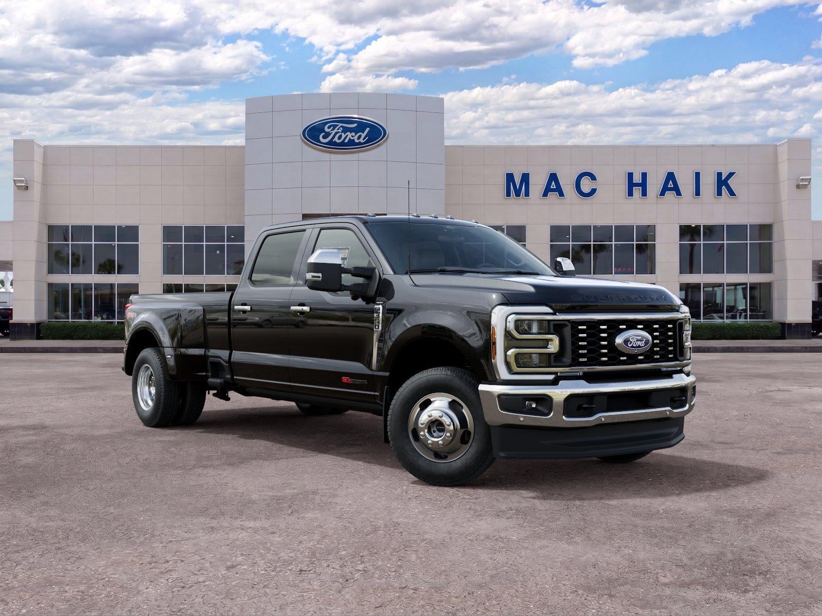 2027 Ford Super Duty F-350 DRW Lariat