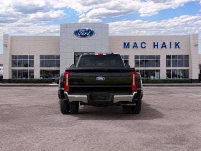 2027 Ford Super Duty F-350 DRW Lariat