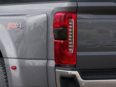2027 Ford Super Duty F-350 DRW Lariat