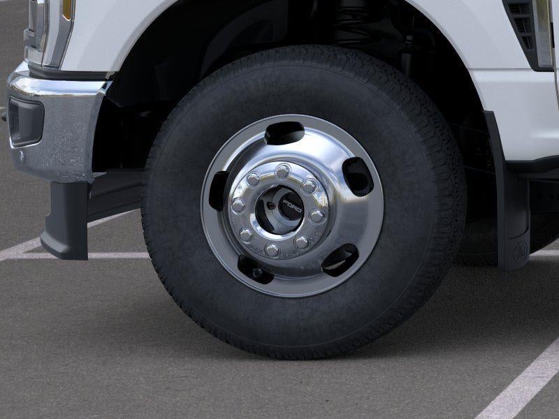 2026 Ford Super Duty F-350 DRW Lariat