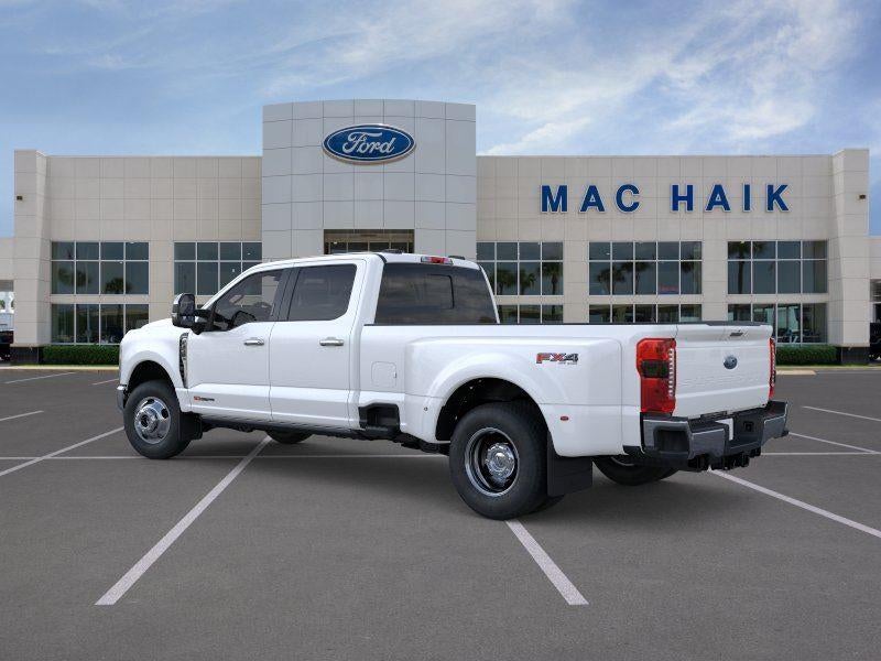 2026 Ford Super Duty F-350 DRW Lariat