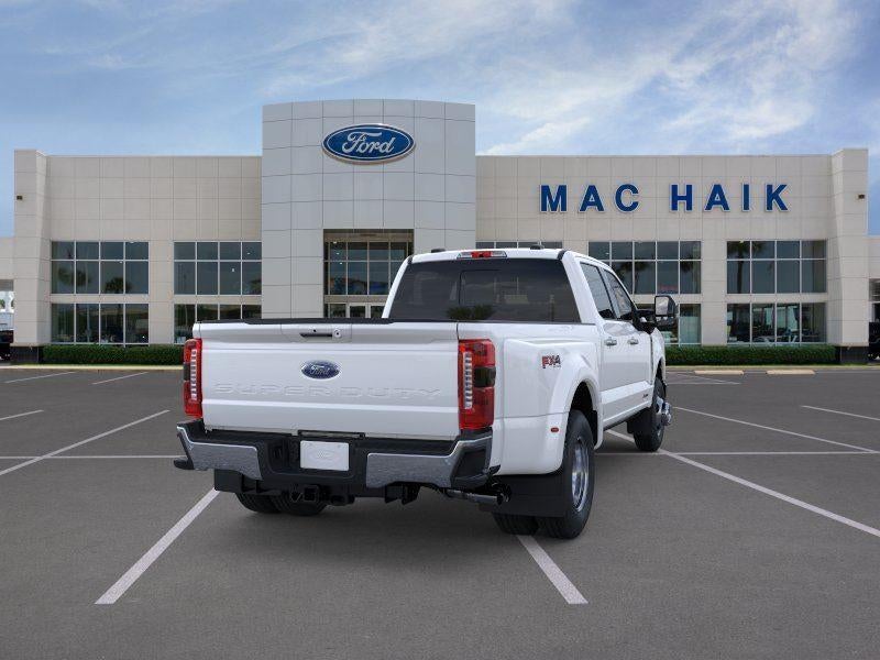 2026 Ford Super Duty F-350 DRW Lariat