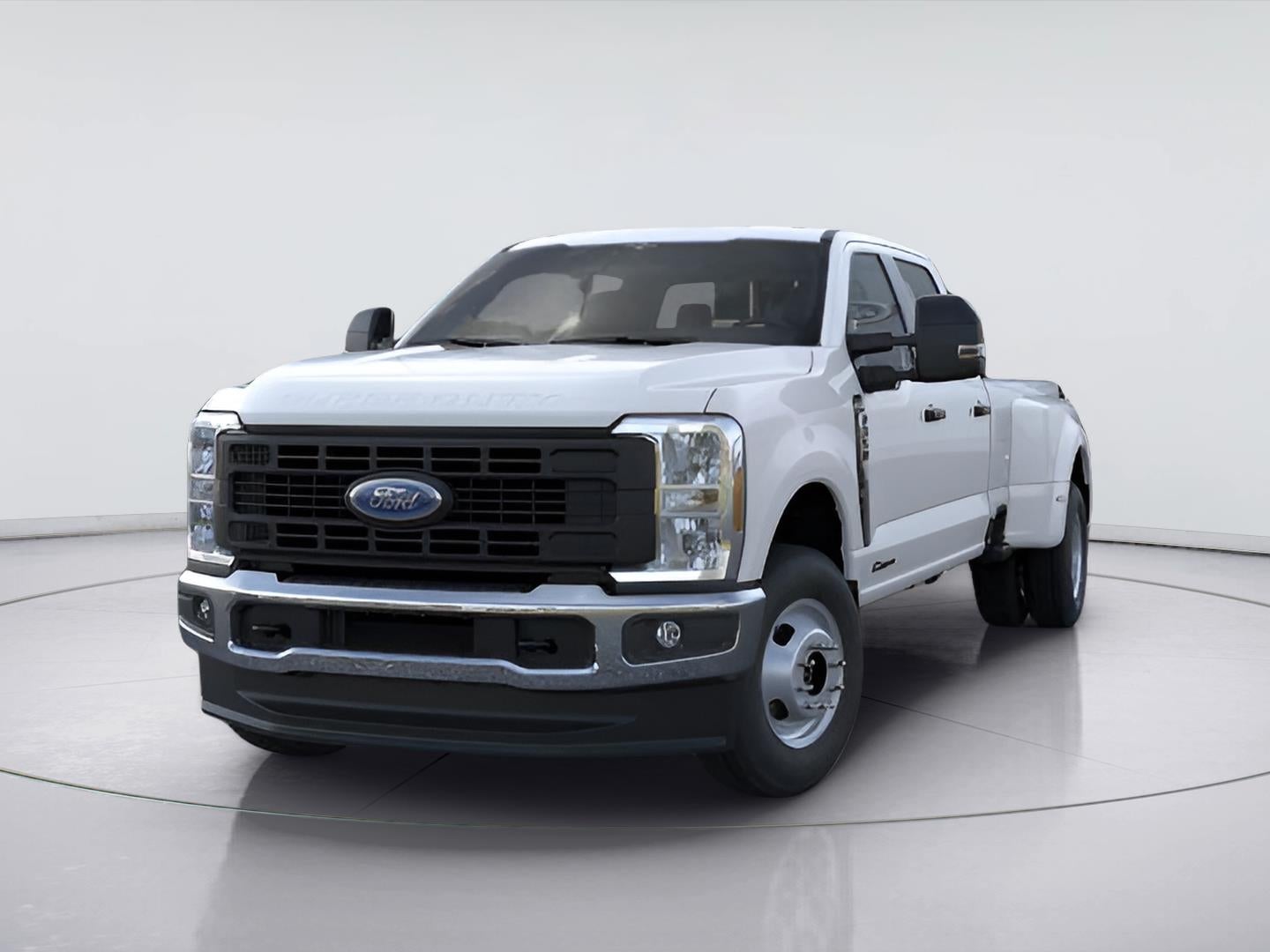 2026 Ford Super Duty F-350 DRW XL