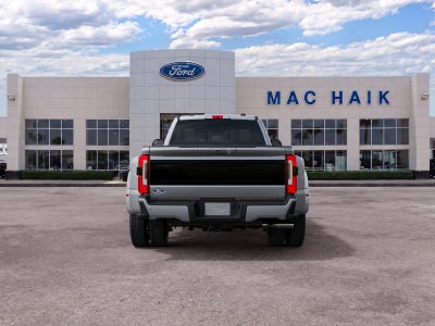 2027 Ford Super Duty F-450 DRW Platinum